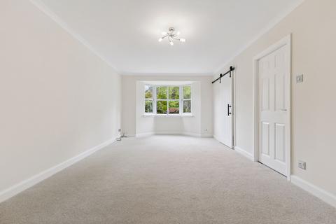 2 bedroom flat for sale, Windsor Gardens, Auchterarder, PH3