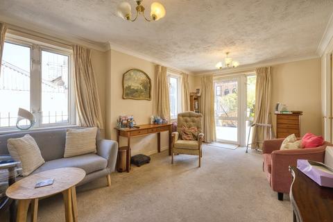 1 bedroom retirement property for sale, Queen Street, Ramsgate, Kent, CT11
