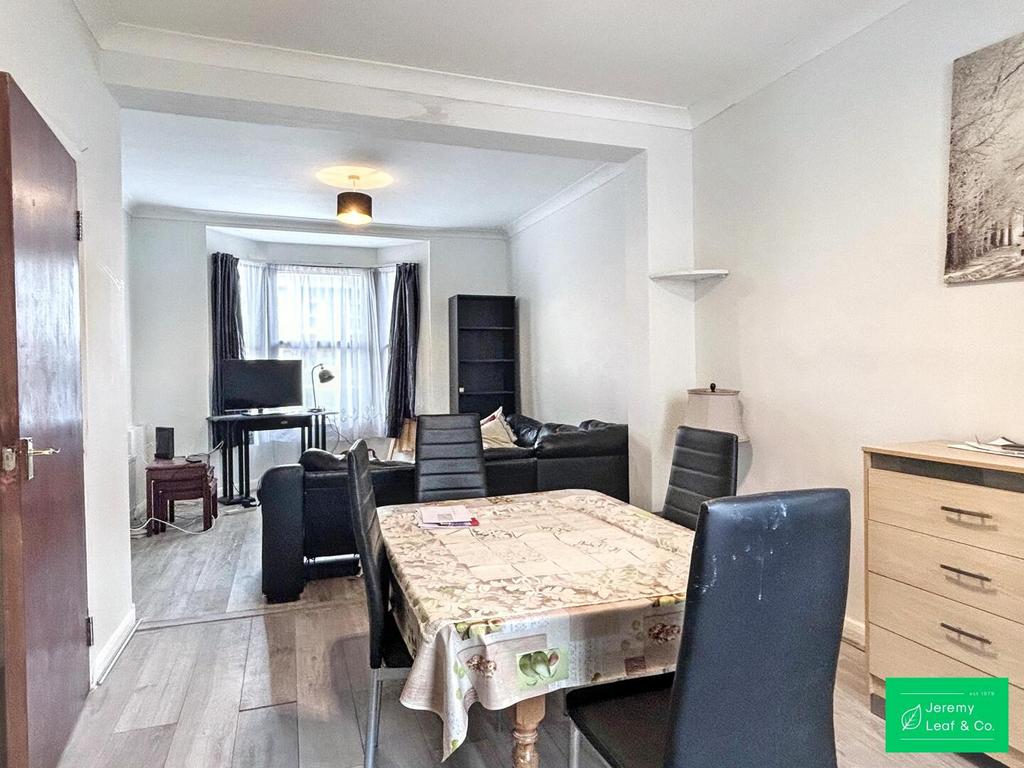 House in London, North Finchley - View 3