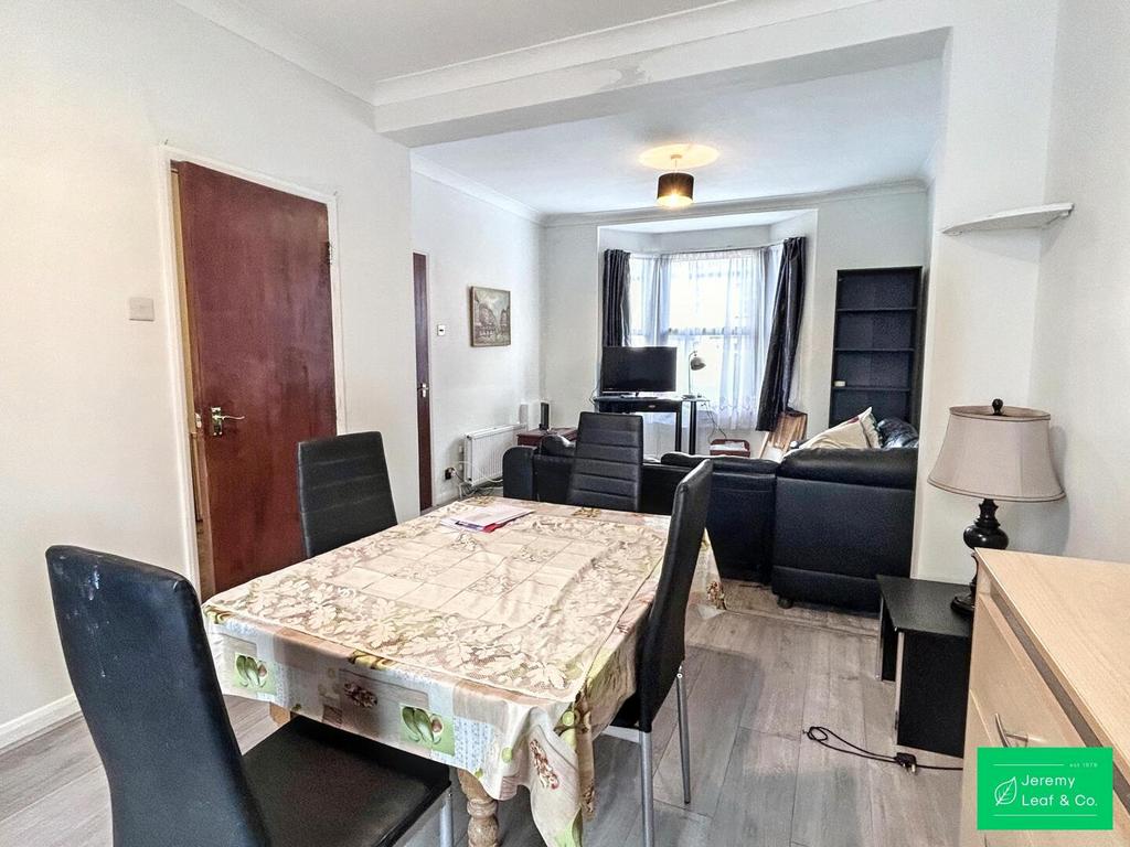 House in London, North Finchley - View 4