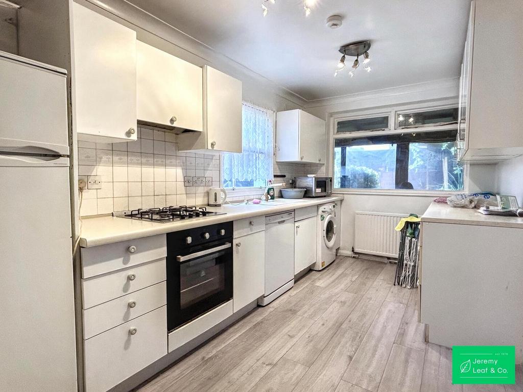 House in London, North Finchley - View 5