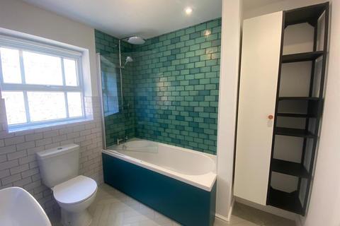 4 bedroom detached house to rent, Ashley Way, Market Harborough