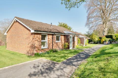 2 bedroom bungalow for sale, Headbourne Worthy House, Bedfield Lane, Headbourne Worthy, Winchester, SO23