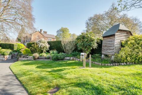 2 bedroom bungalow for sale, Headbourne Worthy House, Bedfield Lane, Headbourne Worthy, Winchester, SO23