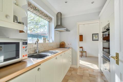 2 bedroom bungalow for sale, Headbourne Worthy House, Bedfield Lane, Headbourne Worthy, Winchester, SO23