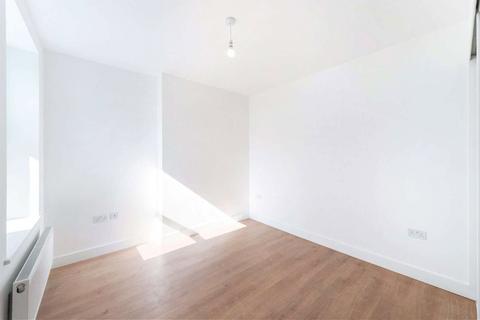 undefined, Broadway, London, Ealing, W13