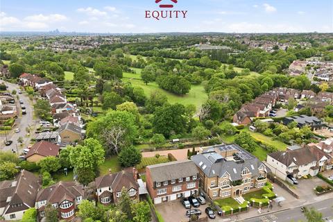 Slades Hill, Enfield, EN2