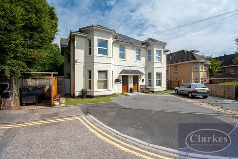 2 bedroom flat to rent, Methuen Close, Springbourne, Dorset