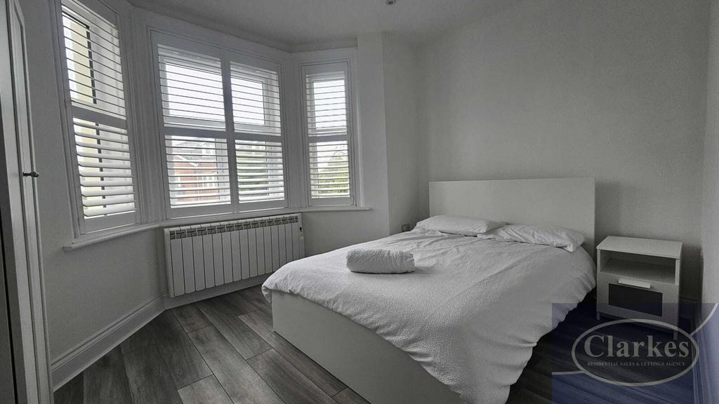 Apartment in Bournemouth, Springbourne - View 3