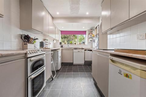 4 bedroom house for sale, Balcombe Avenue, Worthing