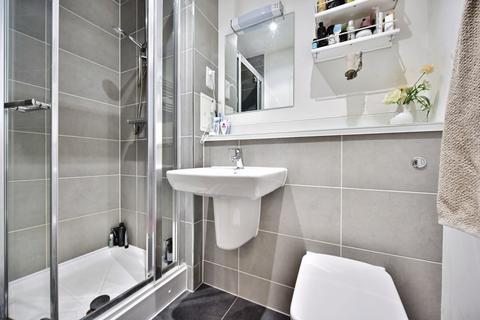 2 bedroom flat for sale, Corporation Street, Rochester, Kent, ME1