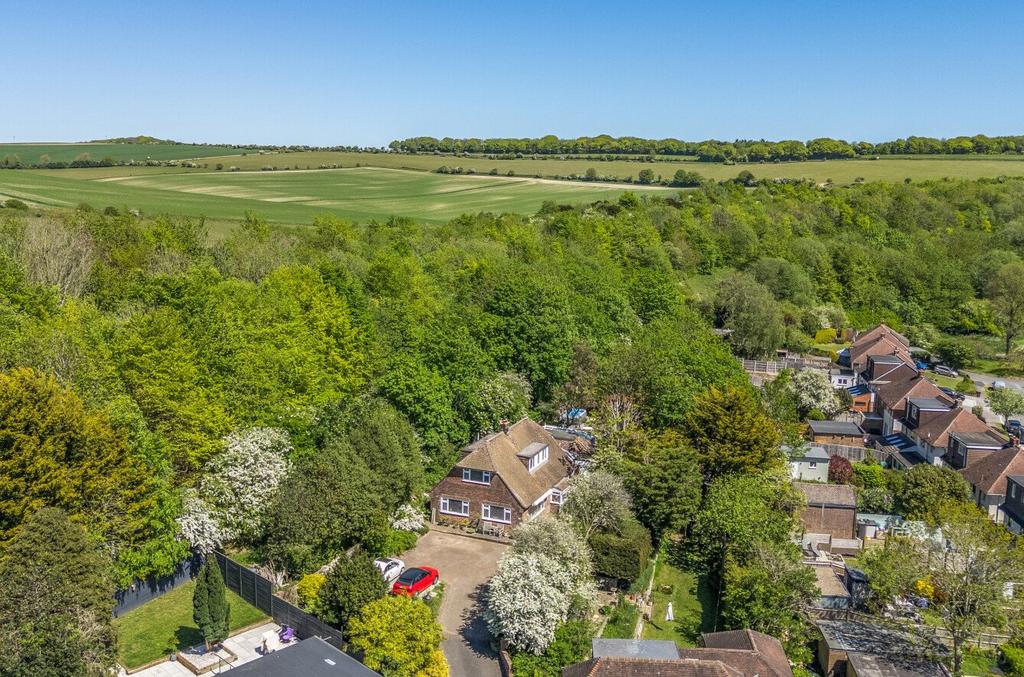 House in Brighton, Patcham, Hollingbury - View 2