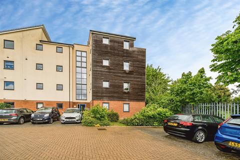 2 bedroom apartment for sale, Quercetum Close, Aylesbury