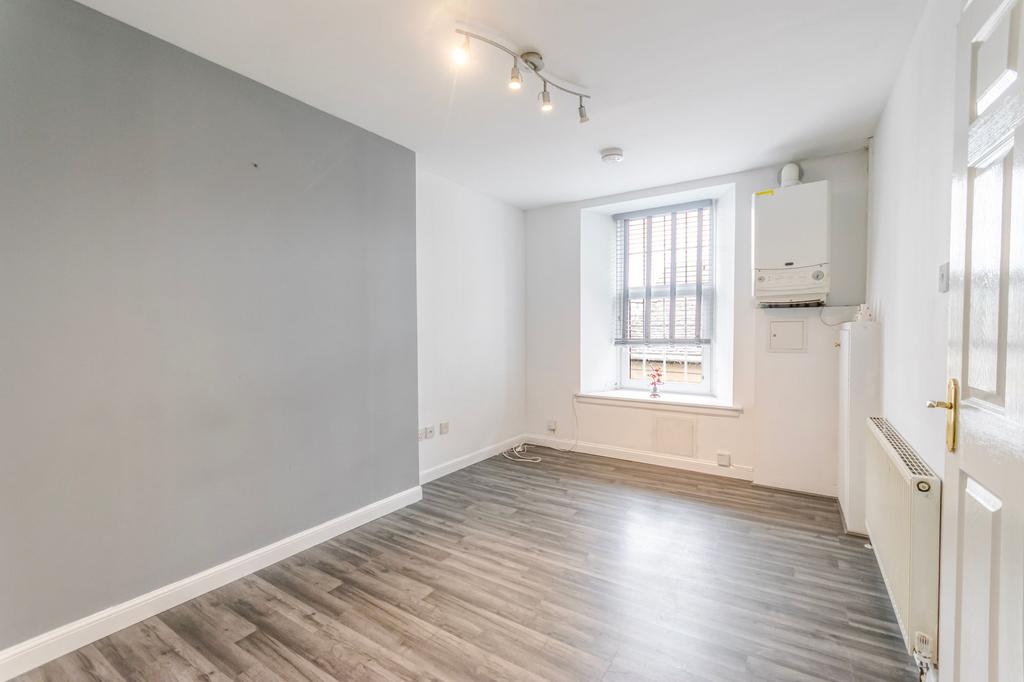 Lounge/Kitchen