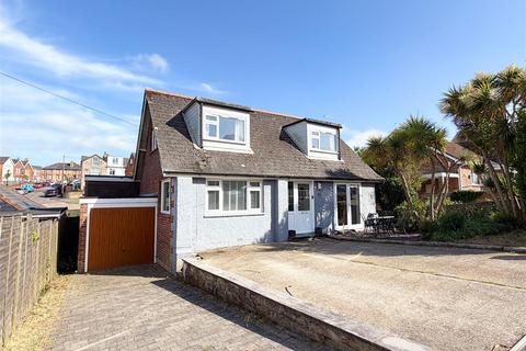 3 bedroom detached bungalow for sale, Alexandra Road, Cowes