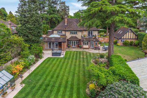 6 bedroom detached house for sale, Copthorne Road, Croxley Green, Hertfordshire