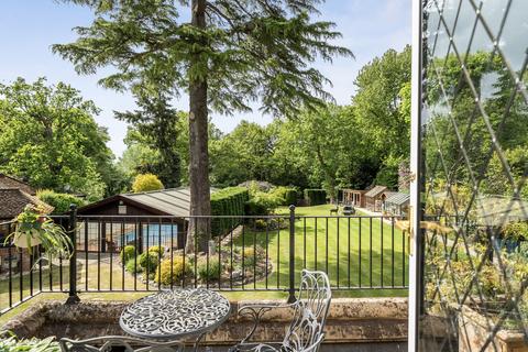 6 bedroom detached house for sale, Copthorne Road, Croxley Green, Hertfordshire