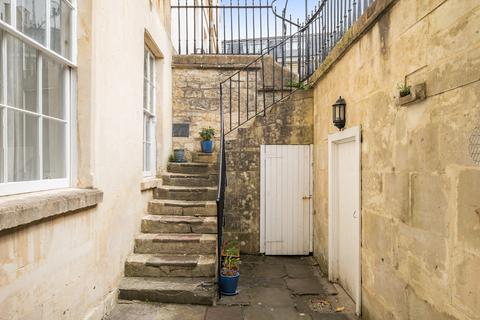 2 bedroom flat for sale, Portland Place, Bath, BA1
