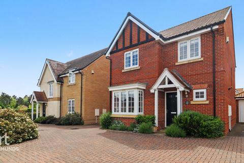 4 bedroom detached house for sale, Myrtlewood Road, Bury St Edmunds