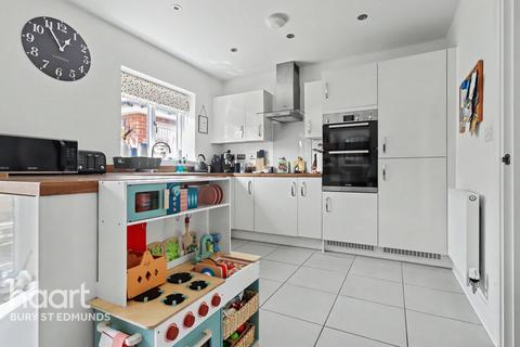 4 bedroom detached house for sale, Myrtlewood Road, Bury St Edmunds
