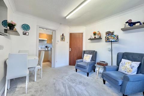 1 bedroom retirement property for sale, Linden Court, Park Gate