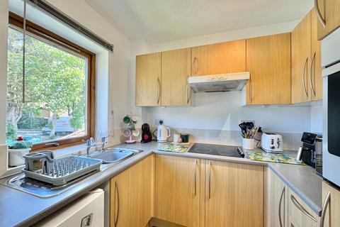 1 bedroom retirement property for sale, Linden Court, Park Gate