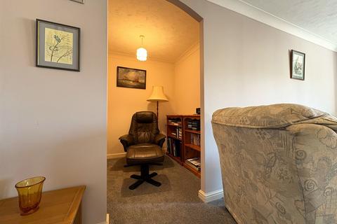 1 bedroom retirement property for sale, Harbour Road, Seaton, Devon, EX12