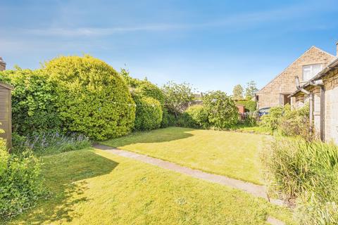 3 bedroom detached house for sale, Stonefield Avenue, HUDDERSFIELD