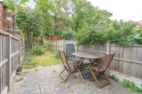 undefined, Sutton Road, London, N10
