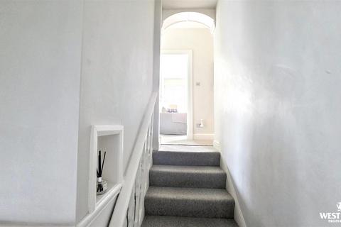 3 bedroom apartment for sale, High Street St Davids