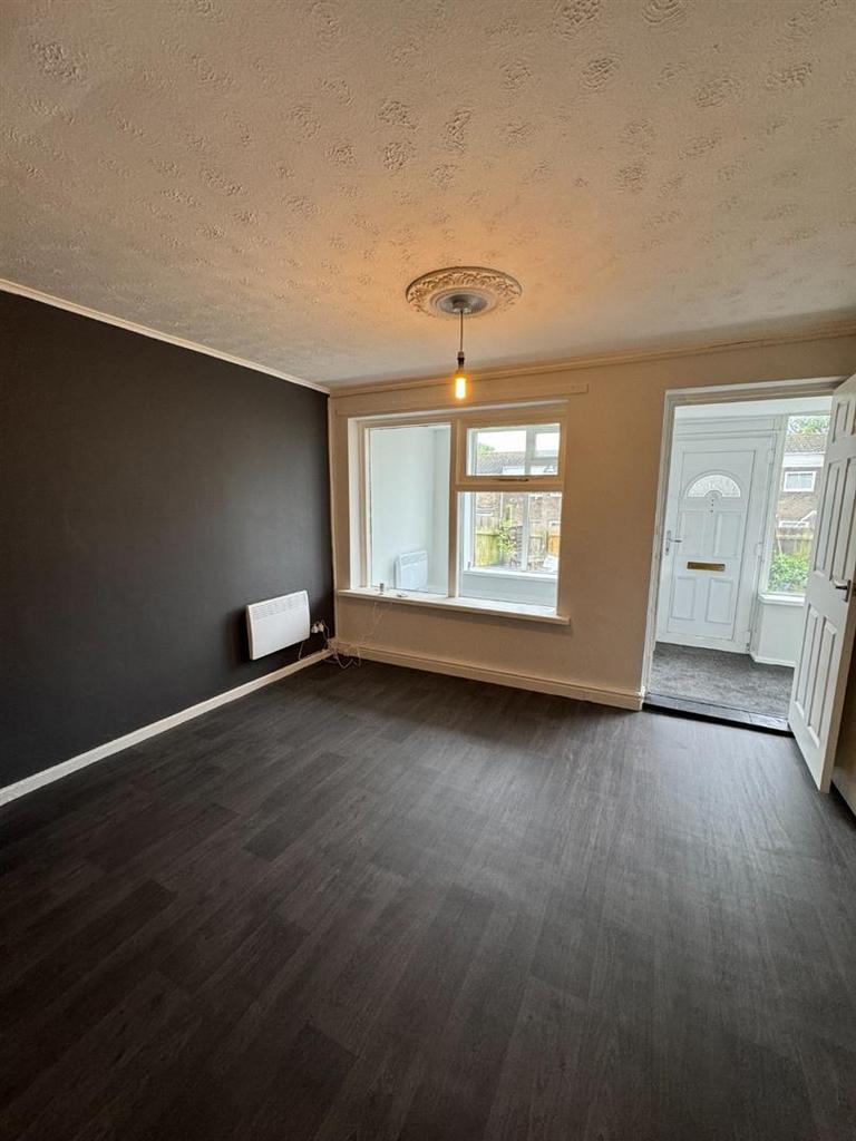 House in Newcastle upon Tyne, Blakelaw, Denton Burn - View 3