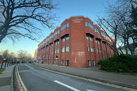 1 bedroom apartment to rent, St. Stephens House, Redditch, B97