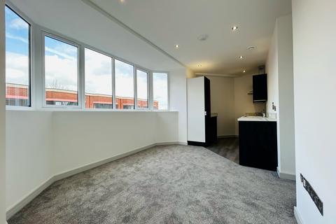 1 bedroom apartment to rent, St. Stephens House, Redditch, B97