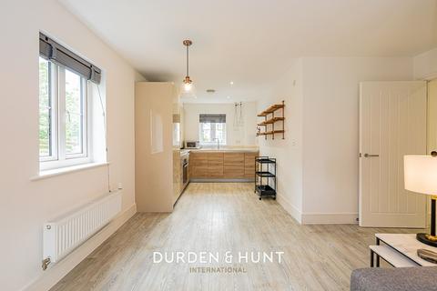 undefined, Five Oaks Lane, Chigwell, IG7