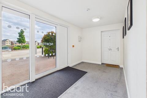 2 bedroom flat for sale, Lawrence Weaver Road, Cambridge