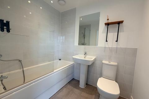2 bedroom flat for sale, Hope Close, Peterborough