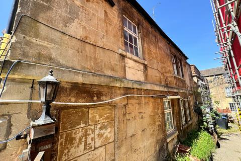 5 bedroom detached house for sale, The Rose and Crown, , 22 Market Place, Chippenham, Wiltshire SN15 3HW