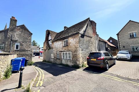 5 bedroom detached house for sale, The Rose and Crown, , 22 Market Place, Chippenham, Wiltshire SN15 3HW