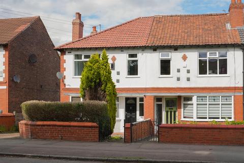 3 bedroom end of terrace house for sale, Cavendish Road, West Didsbury