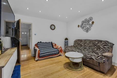 4 bedroom terraced house for sale, Durban Road, London E17