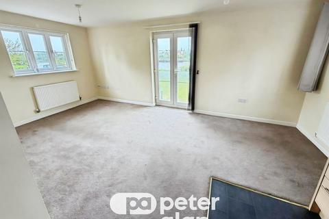 2 bedroom ground floor flat for sale, Argosy Way, Newport