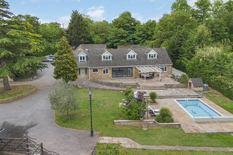 Headley Road, Epsom, KT18