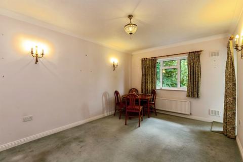 1 bedroom flat for sale, Dean Park Road, Bournemouth