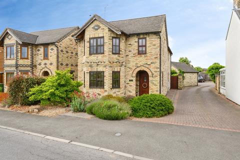 4 bedroom detached house for sale, Burrowmoor Road, March