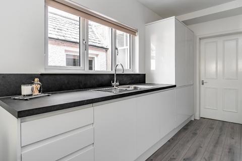 3 bedroom flat to rent, Marchhall Crescent, Prestonfield, Edinburgh, EH16