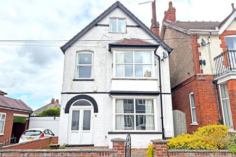 5 bedroom detached house for sale, Derby Avenue Skegness PE25