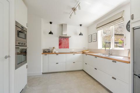 2 bedroom detached bungalow for sale, Noble Street, Sherston