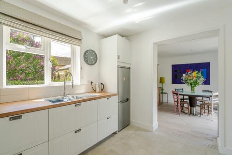 2 bedroom detached bungalow for sale, Noble Street, Sherston