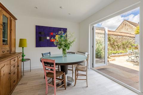 2 bedroom detached bungalow for sale, Noble Street, Sherston