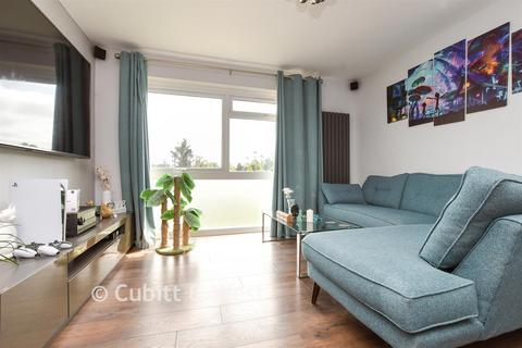 2 bedroom apartment for sale, Clayton Court, Croydon CR0